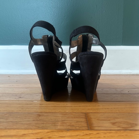 Black zip-up wedges - Picture 3 of 4